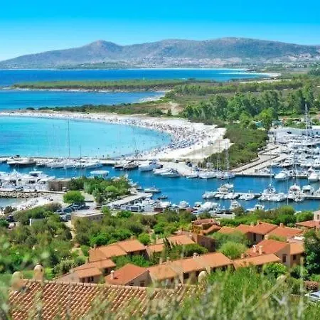 Due Passi Dal Mare, Porto Ottiolu, Budoni, San Teodoro Apartament *